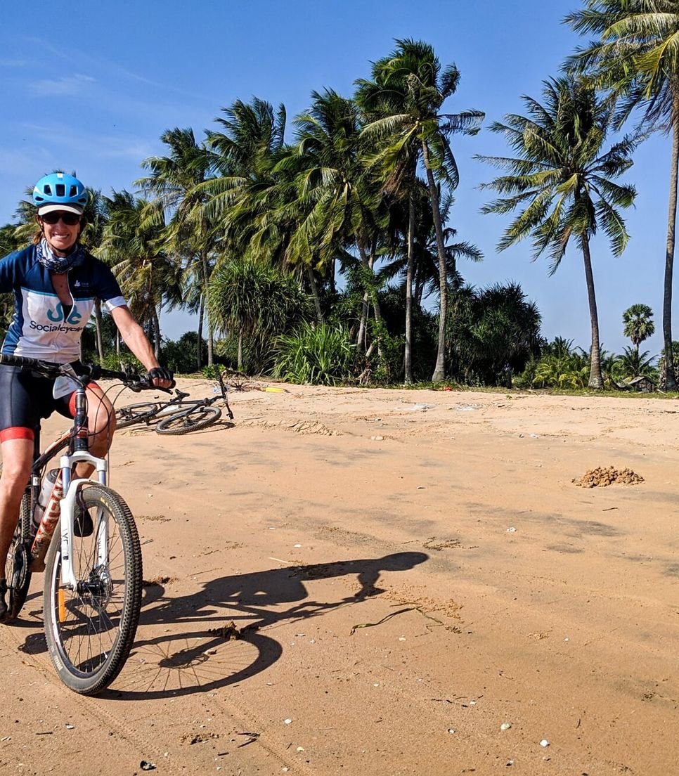 11-Day Saigon to Siem Reap Cycling Tour